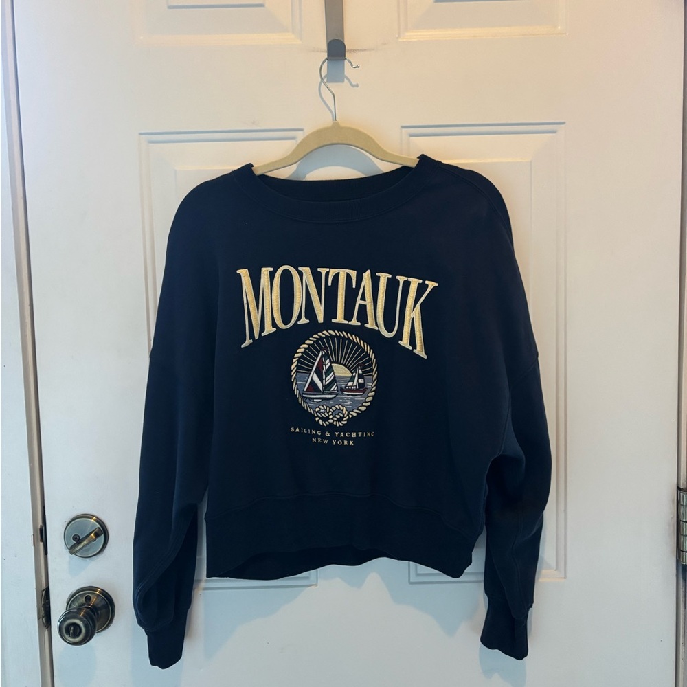 Abercrombie & Fitch Blue Crew Neck Sweater with Montauk Design